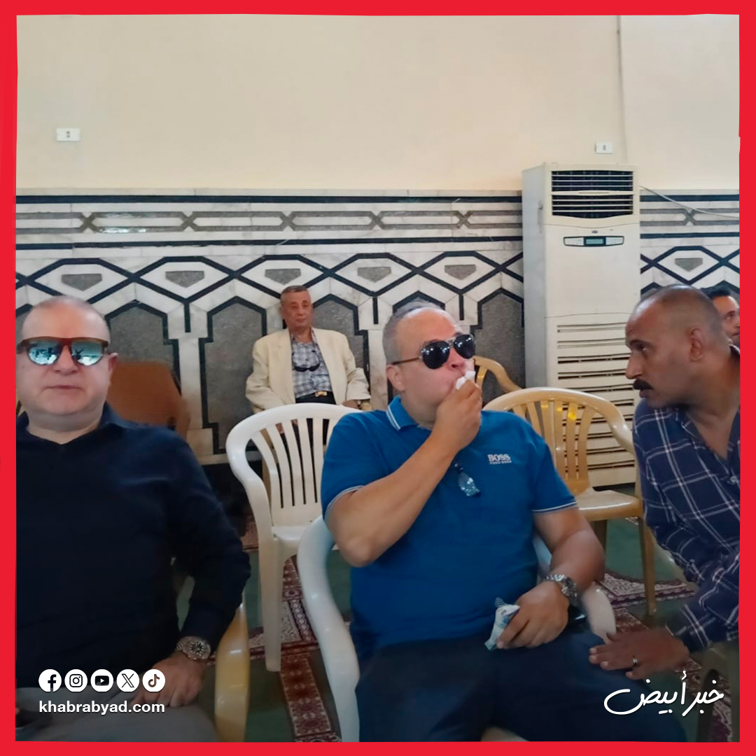  تامر عبدالمنعم يشيع جنازة والده الكاتب الصحفي محمد عبدالمنعم