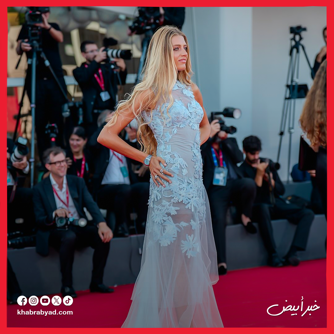 إطلالات النجمات في ختام الدورة 82 لمهرجان فينيسيا الدولي