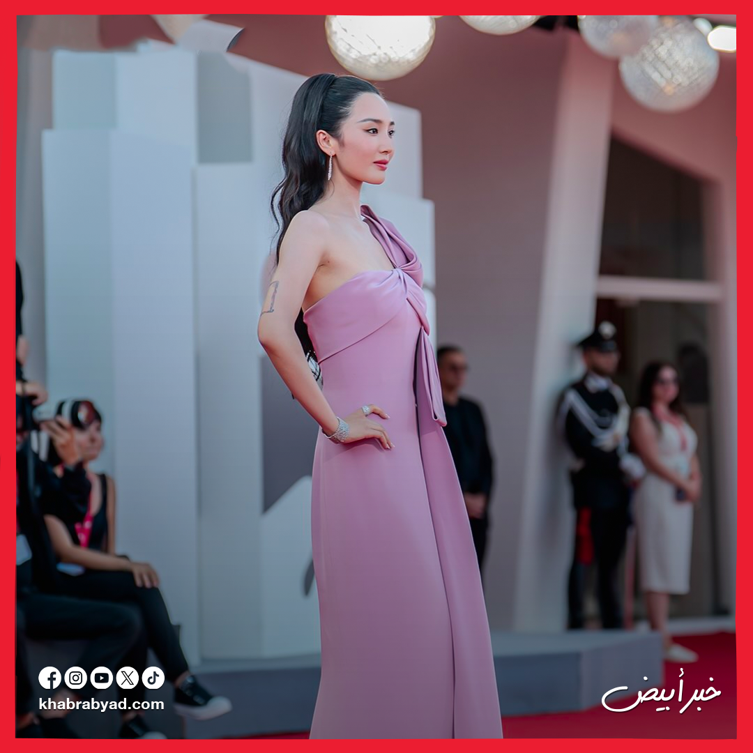 إطلالات النجمات في ختام الدورة 82 لمهرجان فينيسيا الدولي