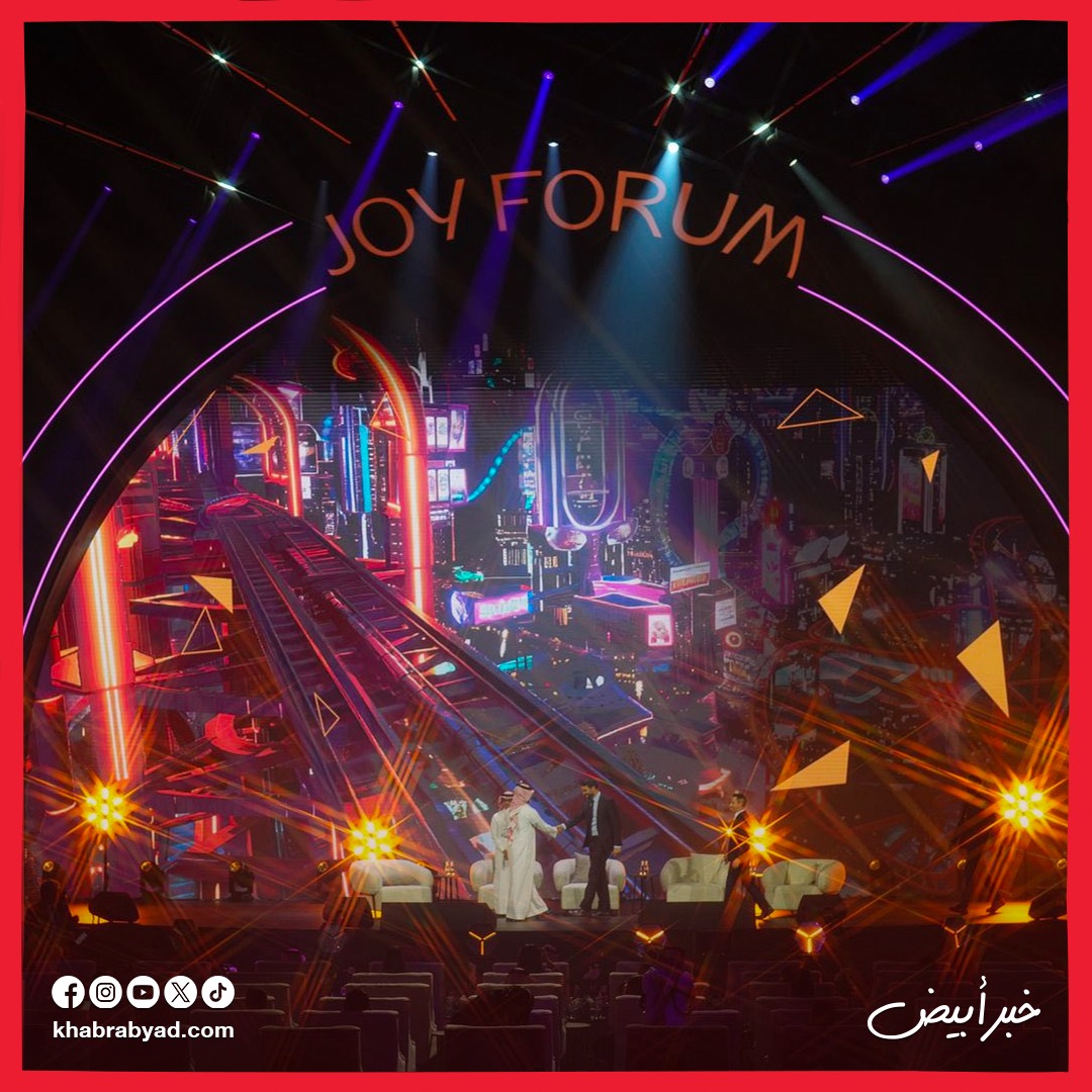 كبار النجوم حول العالم