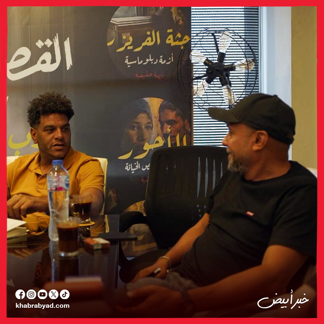 ١١