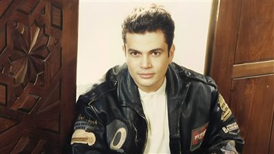 عمرو دياب في تصريح قديم : لم أفكر في إجراء عمليات تجميل لأني رياضي 