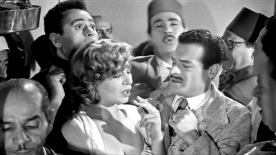 65 عاماً على بين السما والأرض .. فشل سينمائياً وقدمه صلاح أبو سيف عن قصة حقيقية