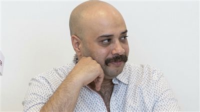 حاتم صلاح     