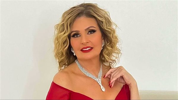 يسرا  