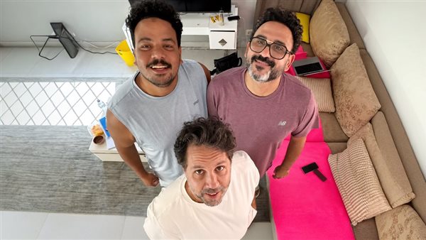 هشام ماجد وأكرم حسني ومصطفى غريب 